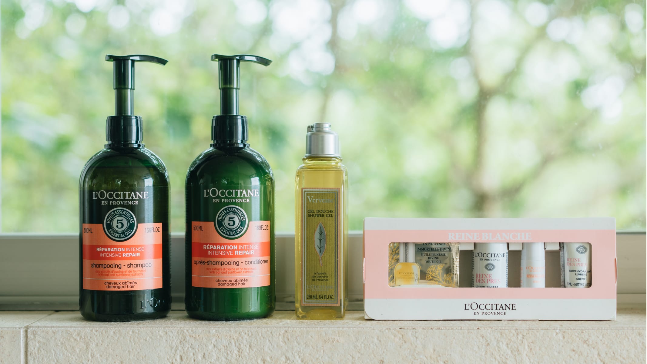 極海静邸のバスルームに用意されたロクシタンのアメニティセット